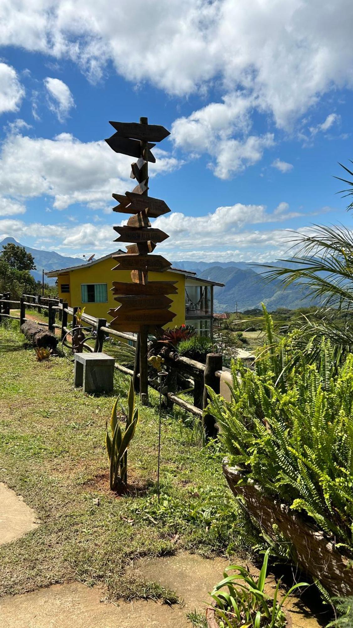 Chapeu Das Montanhas Castelo Extérieur photo